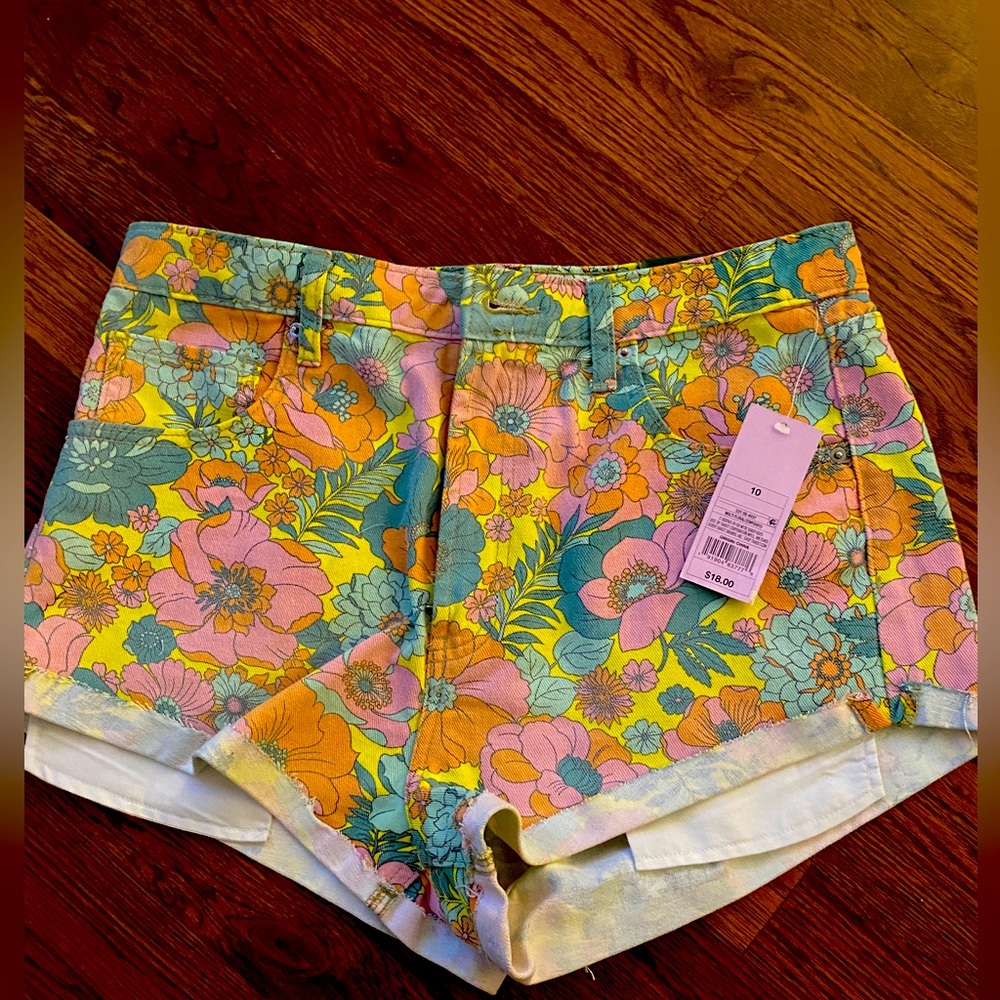 Brand new women’s shorts